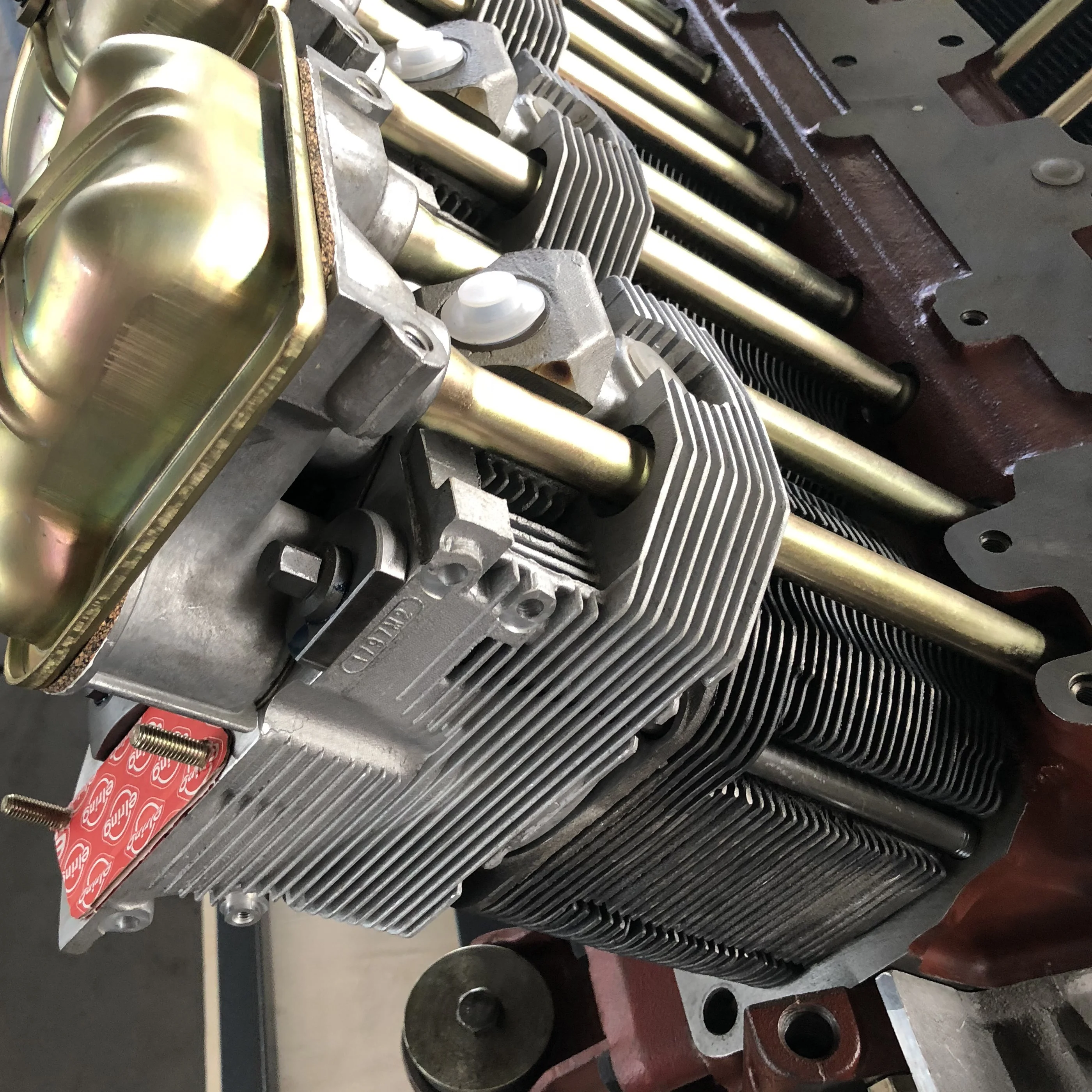 Долговечный дизельный двигатель Deutz F12L413FW