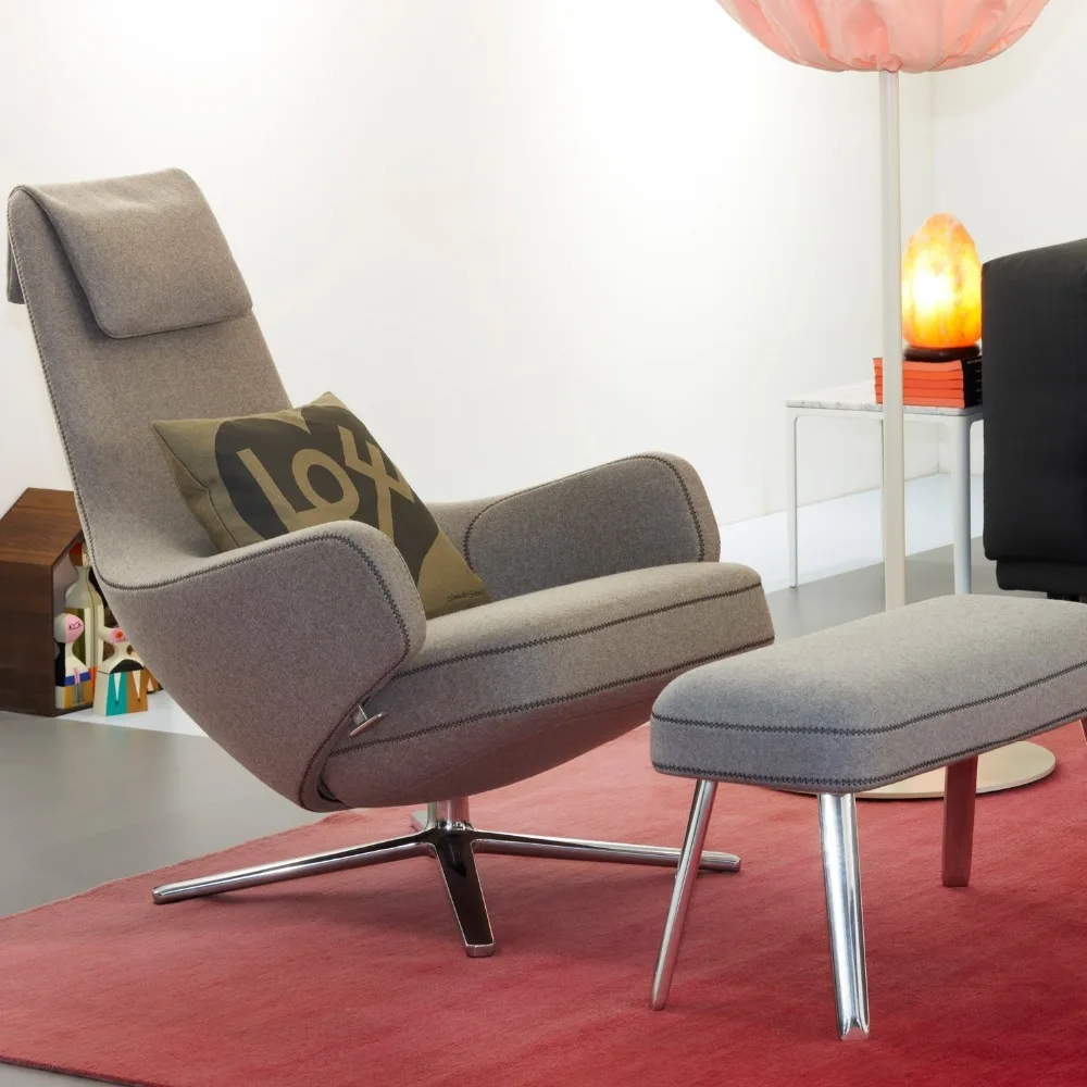 
Replica Designer antique style fiberglass repos lounge chair 
