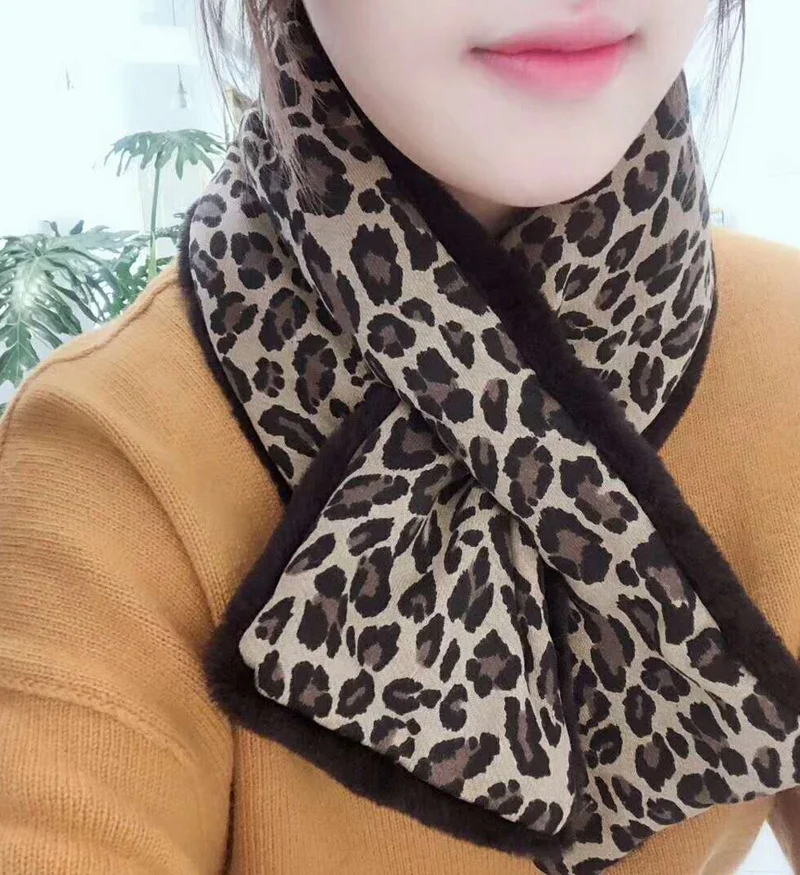 
Luxe fake fur neckerchief loop scarf winter warm leopard scarf rabbit fur scarf factory direct sale 