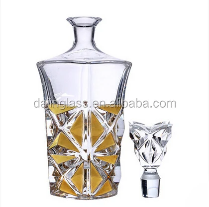 Wholesale High End Modern 7pcs Bulk Crystal Whiskey Bottle Engraved Glass Wine Decanter Set For Holiday Gift