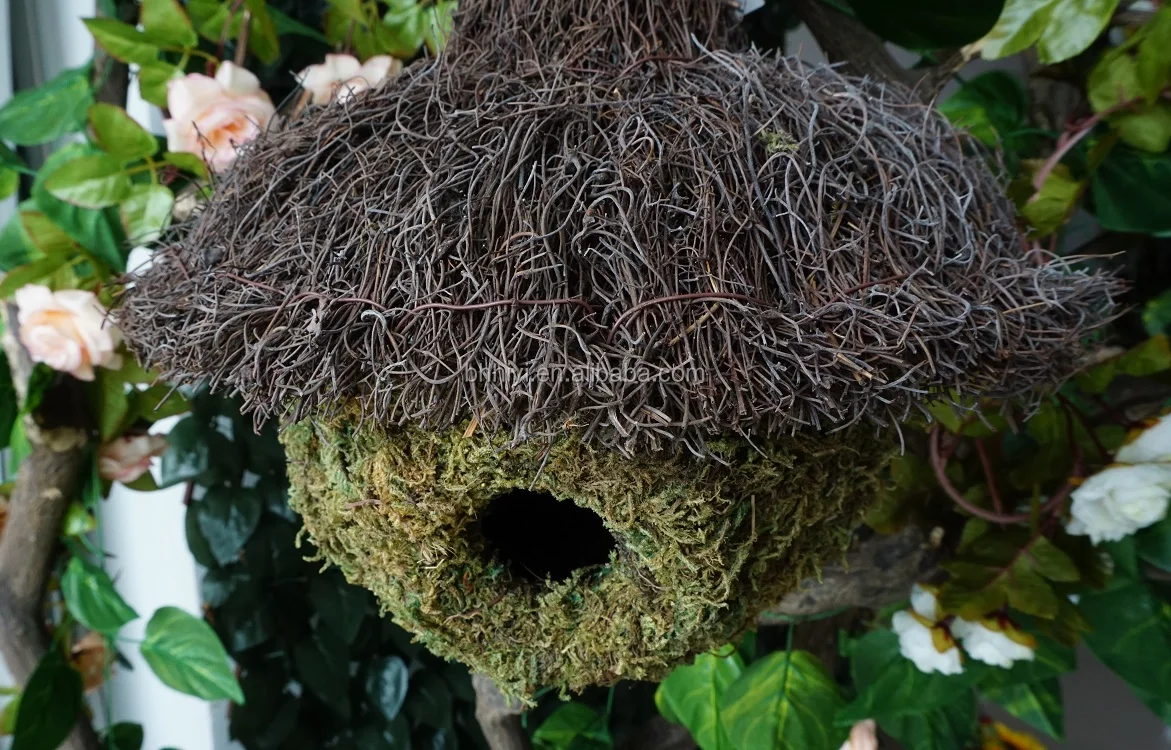 Wholesale Natural Handmade Moss Rattan Hanging Bird House Cage Hut Nest For Wild Bird Resting Place Roosting Pocket Outside
