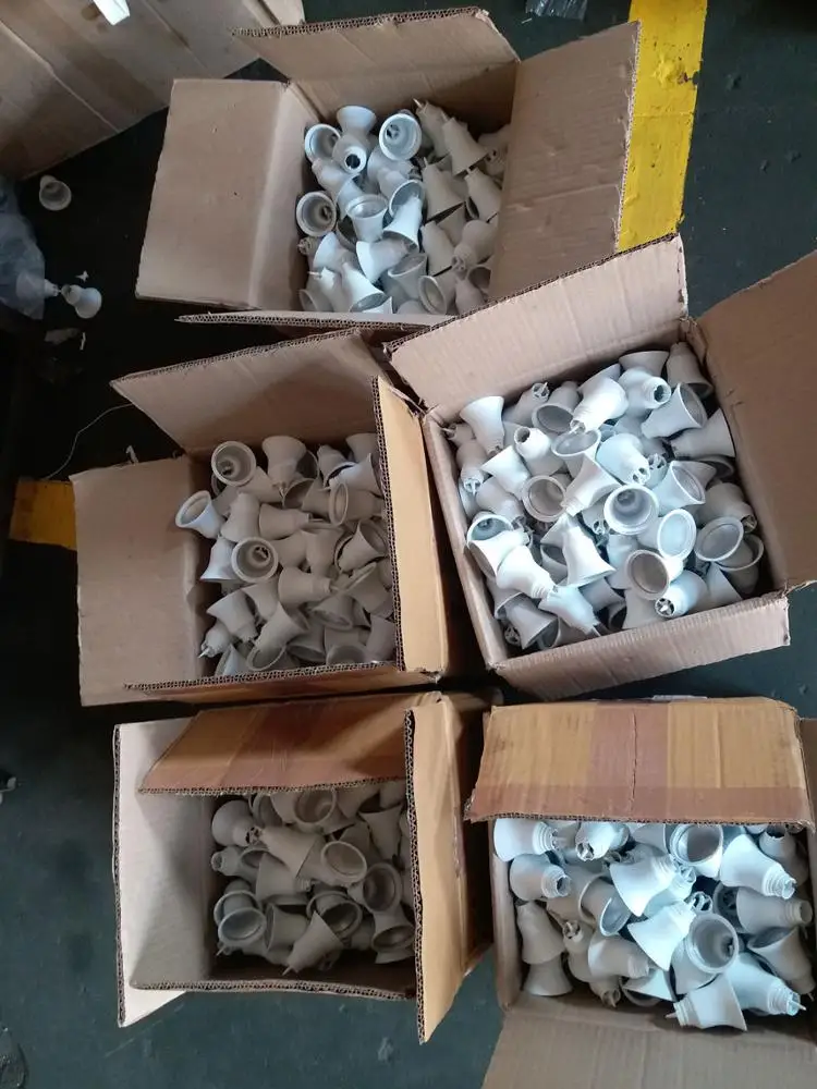 
LED BULB Plastic Injection /BLOW Moulding Machine 