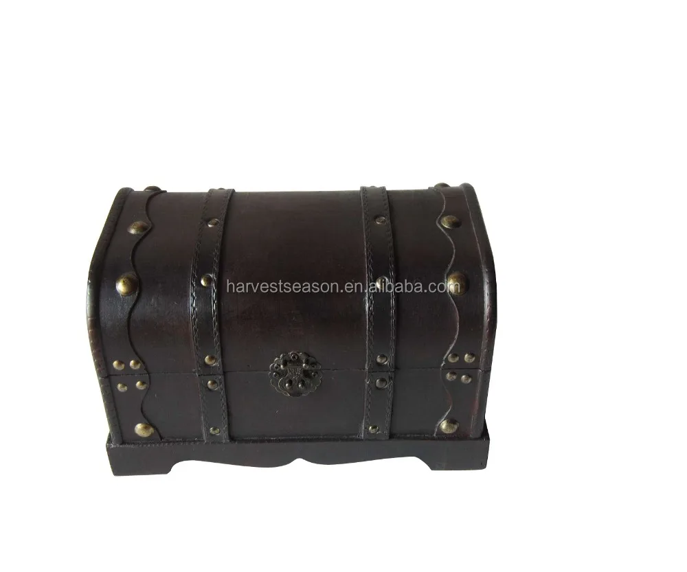 2022    wholesale  lovely vintage wooden treasure chest box