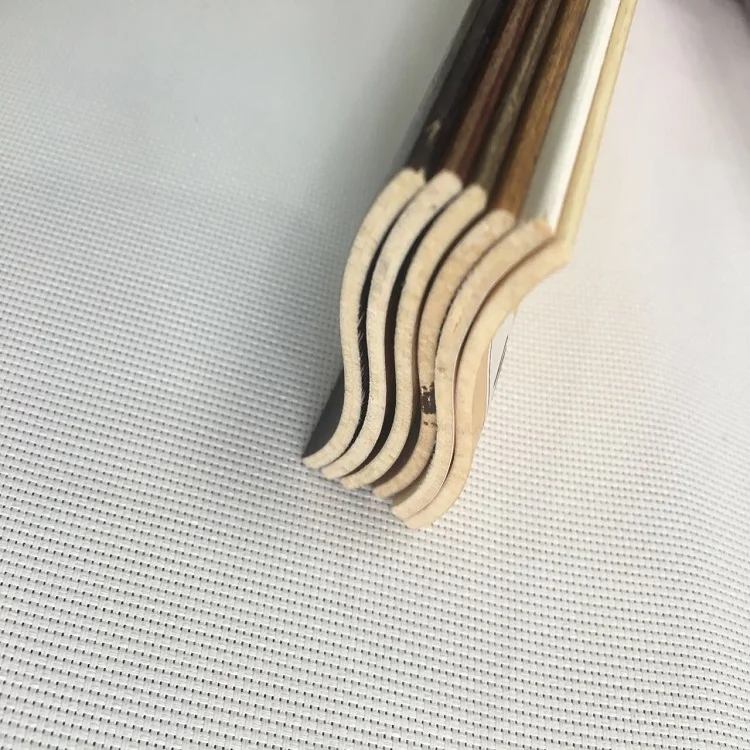 Изящные деревянные жалюзи из липы для окон