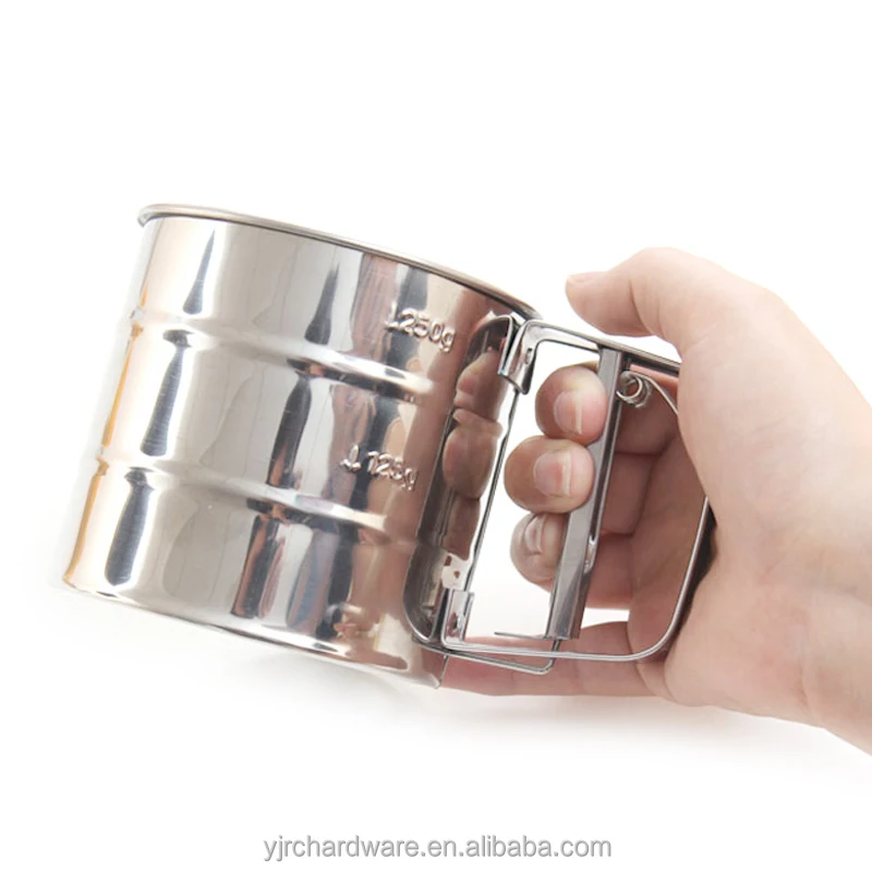 Wholesale kitchen baking tool manual stainless steel single layer 2 cups flour sieving sifter