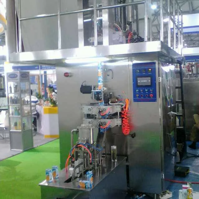 Automatic Production Line Pet Carton Box Aseptic Packing Machine Beverage Filling Machine