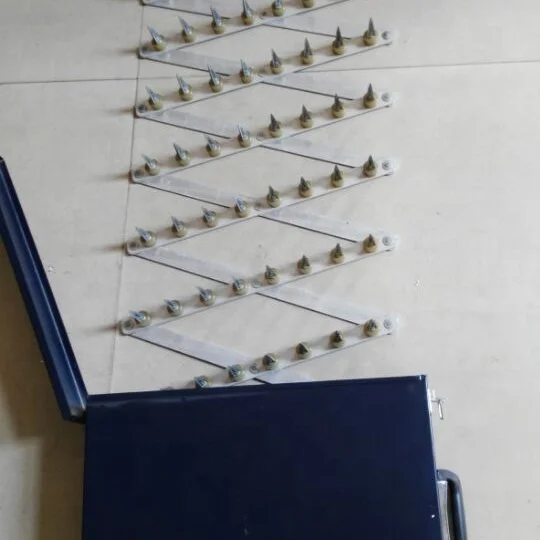 Aluminium alloy safty roadblock manual tire killer