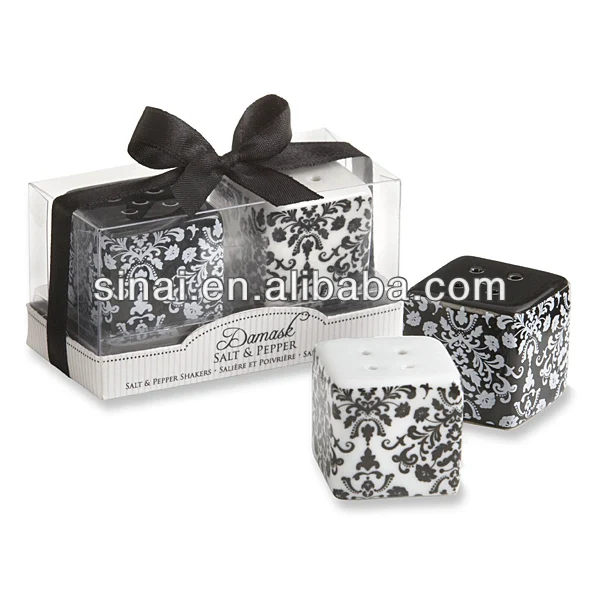 Beautiful Damask Salt and Pepper Shaker Wedding Favors / Ceramic Gift