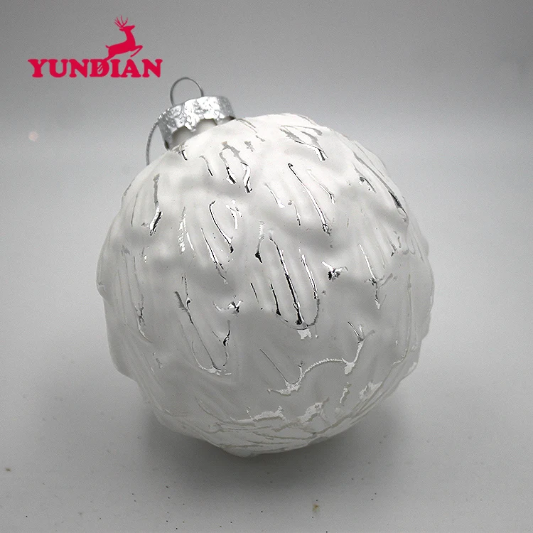 Factory Wholesale Promotional Personalized Round 8cm White Hanging Ornaments Christmas Glass Ball For Xmas Tree Decoration