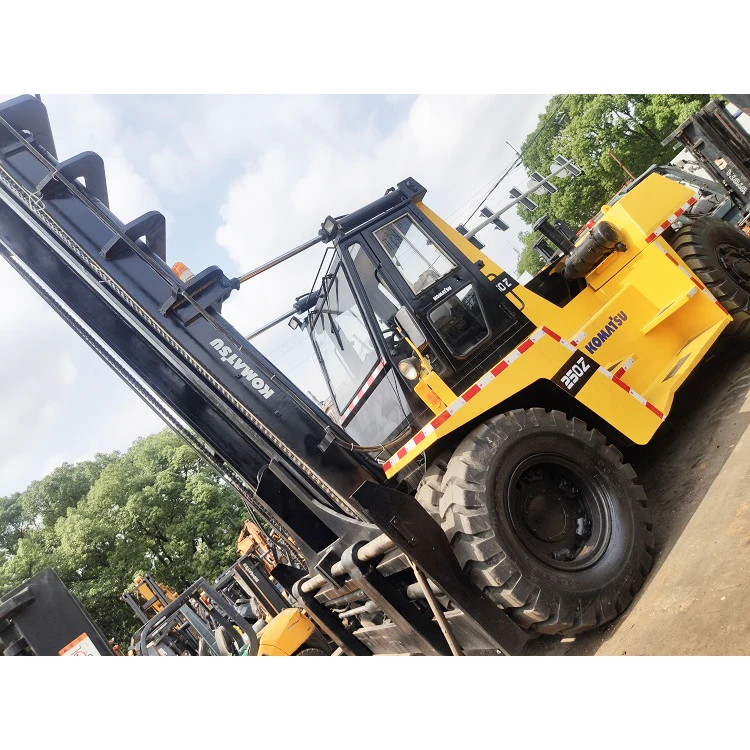 Подержанный японский 25-тонный дизельный вилочный погрузчик Komatsu 250z (2,5-25 тонн), продажа тяжелых вилочных погрузчиков
