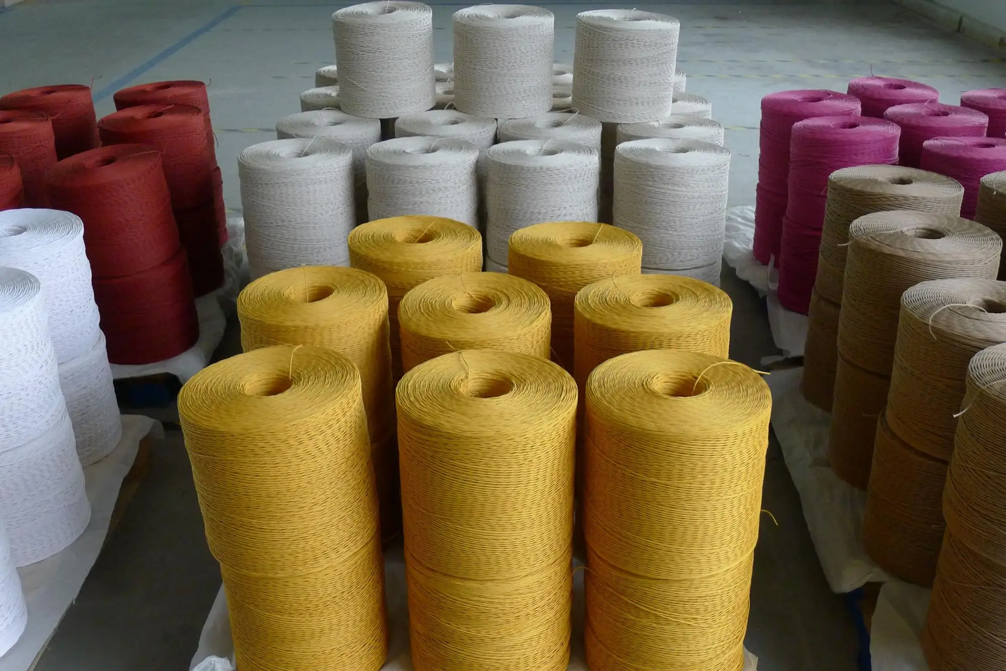 FSC factory price Multy Color 100% Paper Fine paper cord for bag Cord String Ribbon Supplier