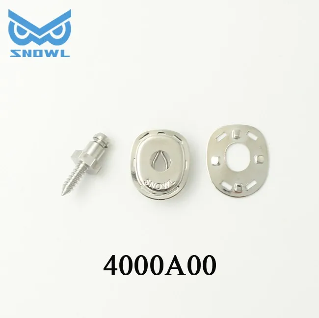 Socket fastener gasket for insulation fasteners