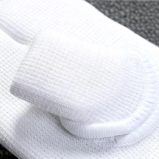 Karate Mitt Elastic Hand Pads Gloves Martial Arts Taekwondo