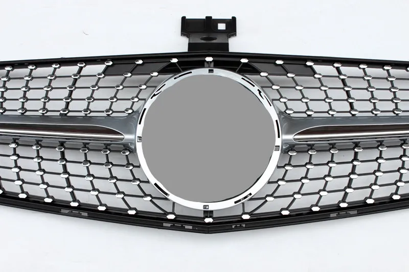 For W204 Diamond front grill ABS Material grille for C Class 2007-2014 Replacement front grille front bumper