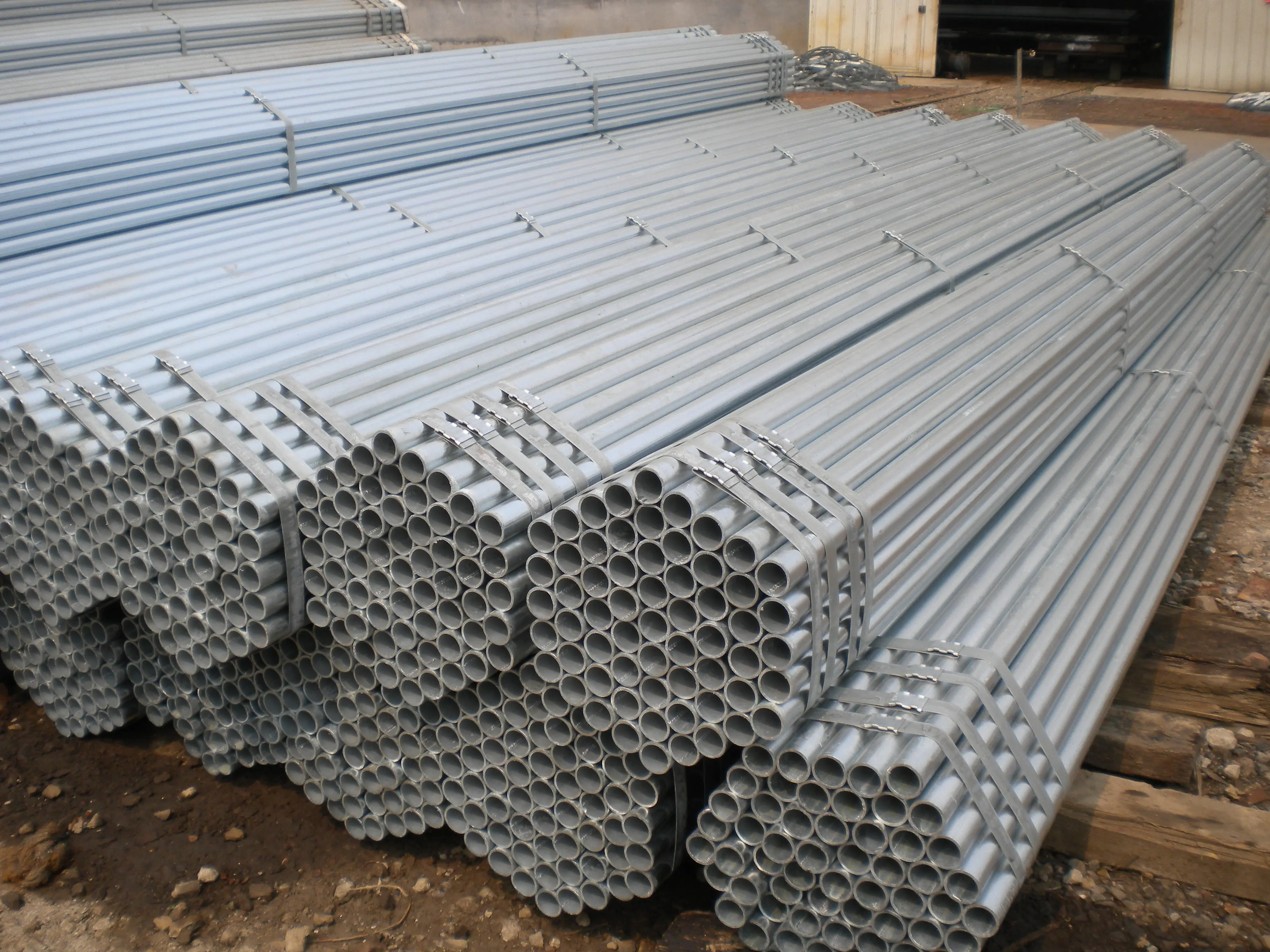 Best Selling FRD Brand Top Quality Manufacture EN39/BS1139 Standard HDG Galvanized Scaffolding Carbon Steel Pipe Tube