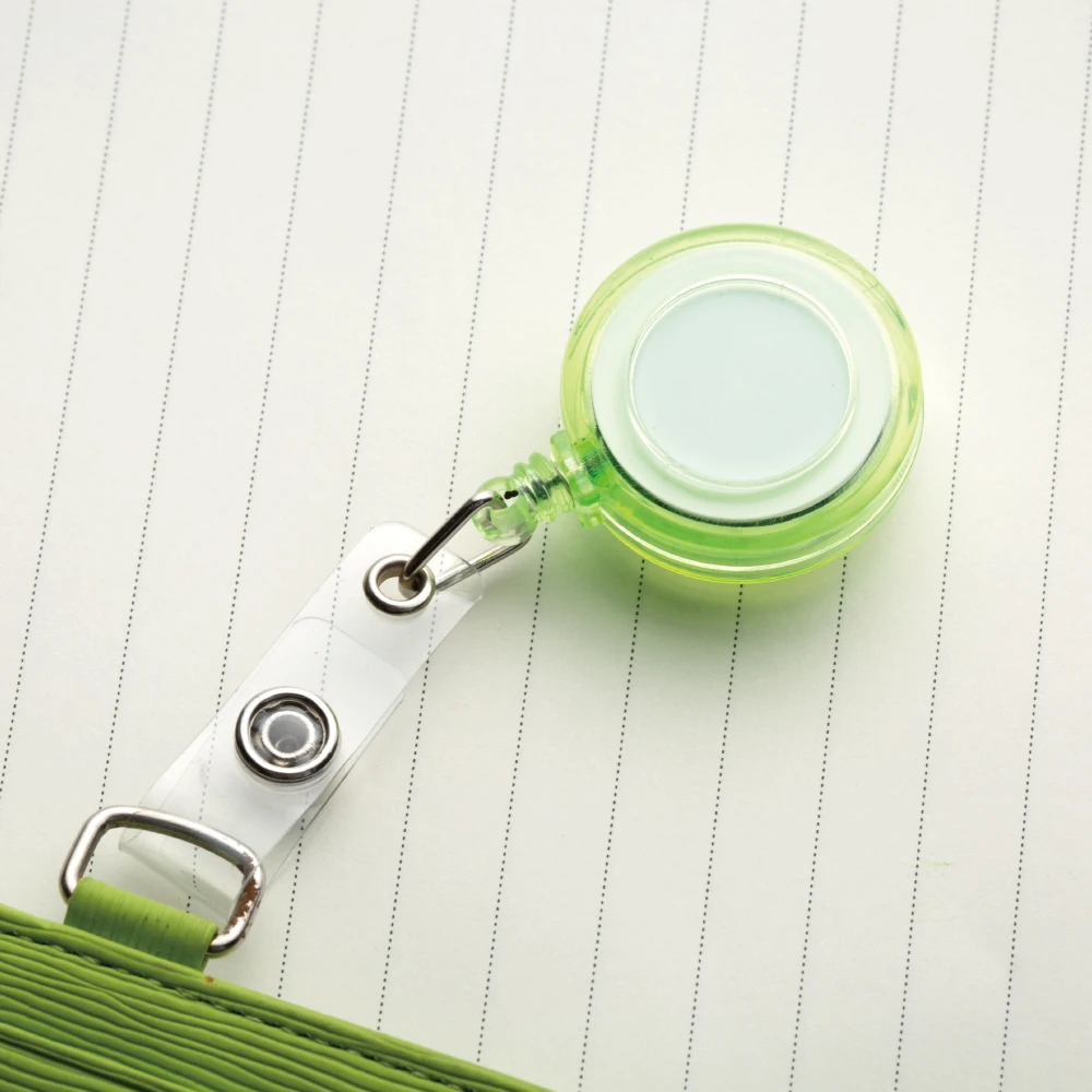 
Welcome OEM for medical and office retractable transparent plastic badge reel 