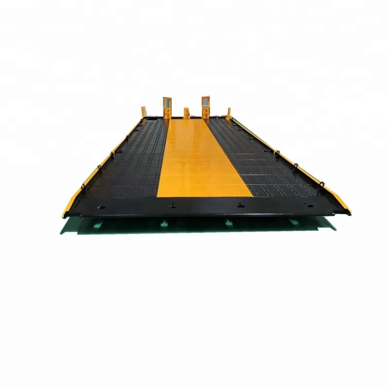 
5tons 5.6meters 18.2ft length wrecker motorcycle accident towing truck 18.2ft size platform tray body on trade 