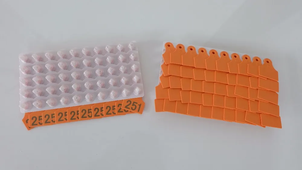 Pig/Sheep/Cow/Cattle Plastic Ear Tag With Pins