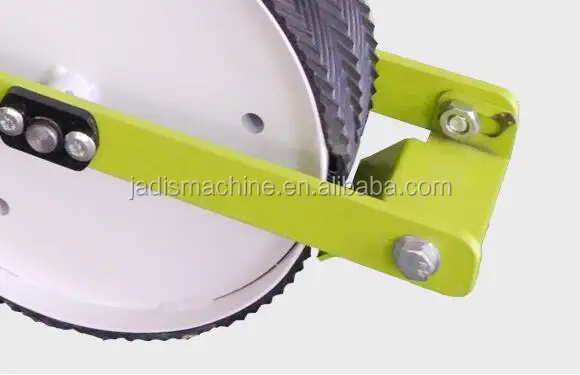 Farm 6 rows vegetable garlic onion tomato planting machine with tractor