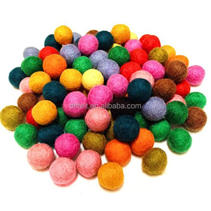 
100% nepal wool handmade wool felt balls for christmas decoration 