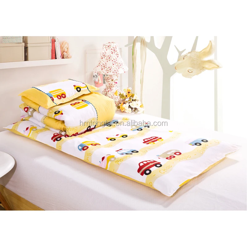 
Baby and kindergarten 100% cotton quilt 3 pieces bedding sets yellow cars 
