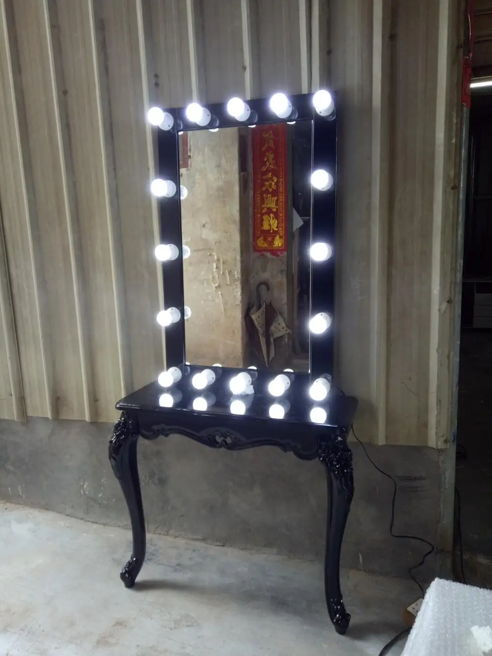 3 Years Warranty 2018 PopularStyle All Black Lights Make Up Table