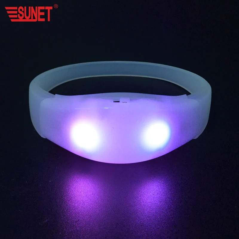 Sunjet Promotion Product Custom Logo Party Favor Sound Activated Led Silicone Bracelet, Concert Motion Activated Led Wristband
