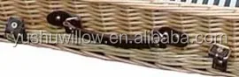 
willow picnic basket for 4 persons 