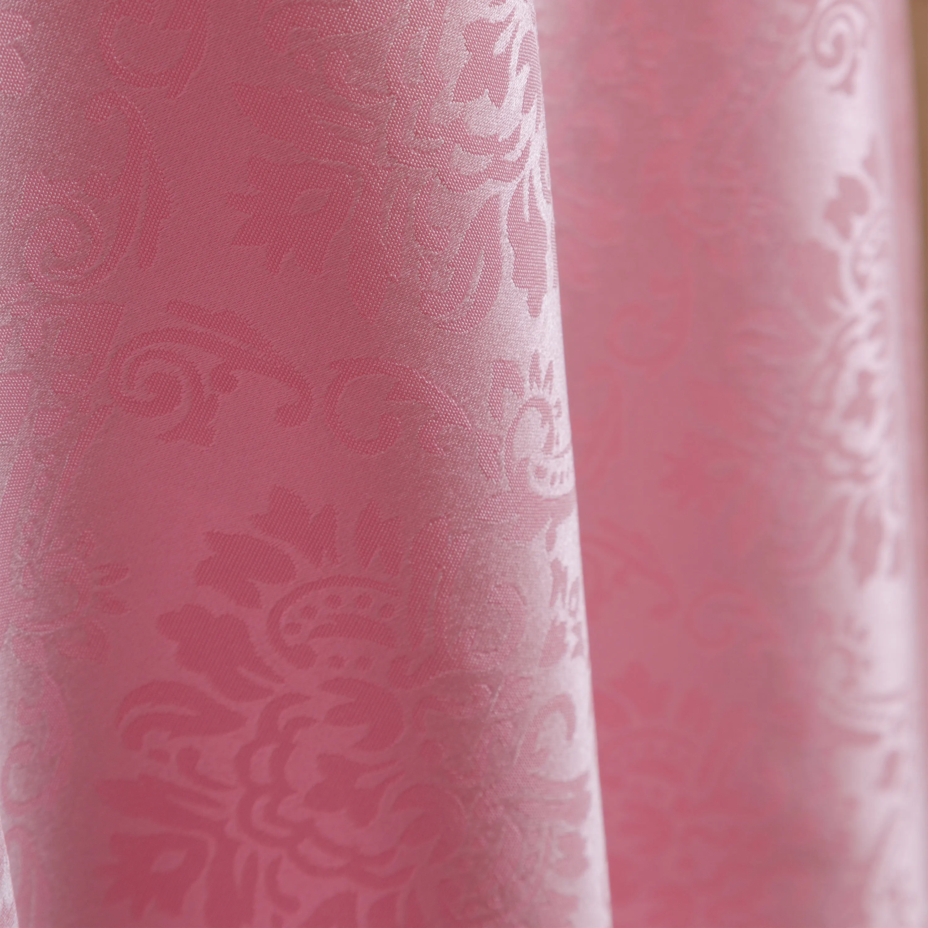 
Luxury Wholesale Jacquard 132 Round Wedding Damask Tablecloths 