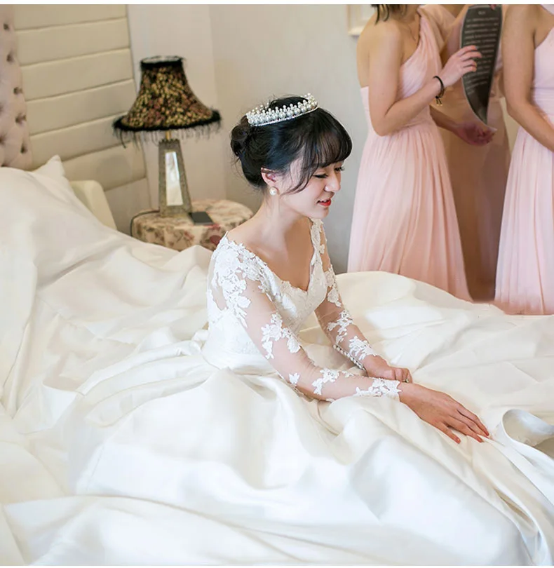 
Elegant Bridal dress gown 2019 Long Sleeves Satin Wedding dress 