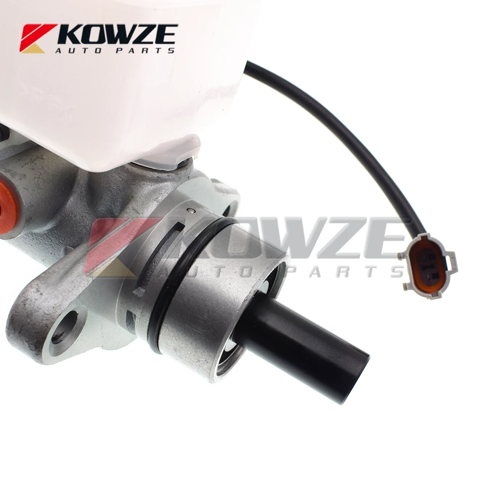 Главный тормозной цилиндр в сборе для Mitsubishi Pajero Montero V73 6G72 V75 6G74 V77 6G75 V78 4M41 MR475274 4625A201