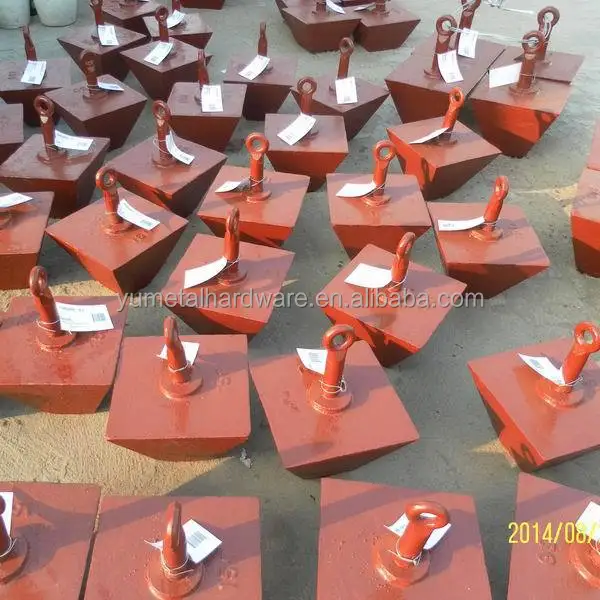 Чугунный якорь в виде пирамиды