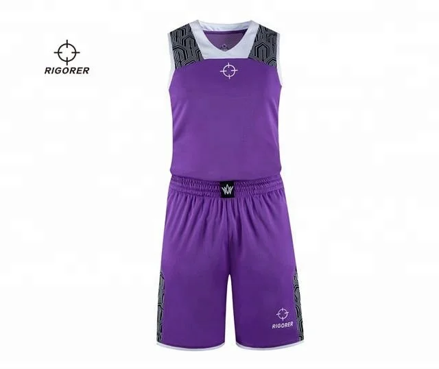 
Оригинальные баскетбольные майки с названием команды и узором 