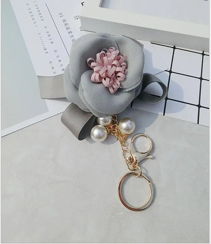 2018 YIWU factory wholesale fashion high quality beautiful Chiffon Flower Pearl keychain