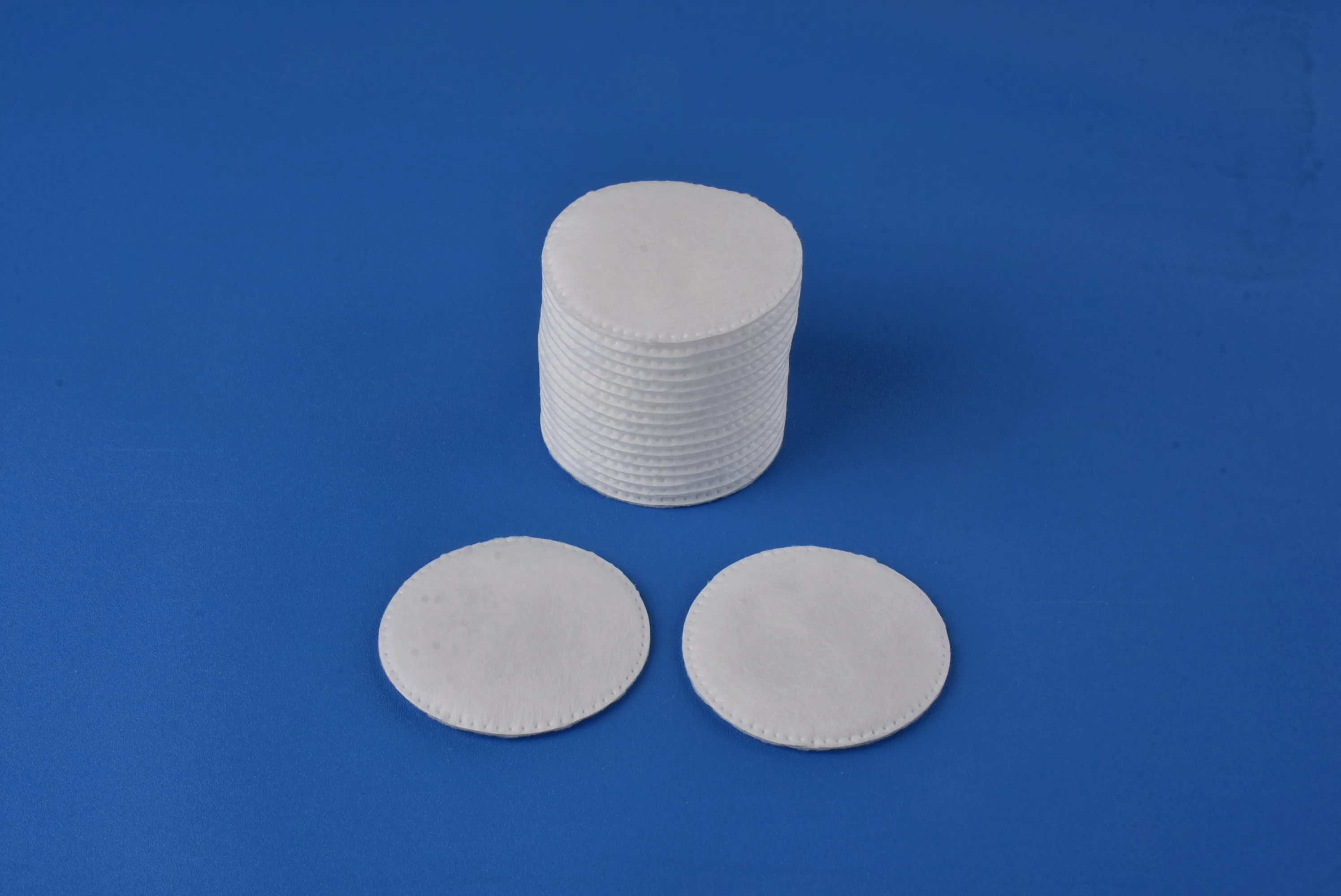 
100% cotton absorbent cosmetics makeup cotton pads round for beauty products for women cleaning pad makeup remover pad 