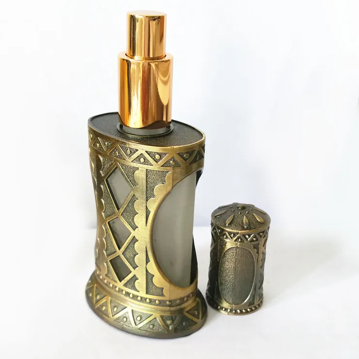 2017 Hot Sale 40ml Handmade Metal Decorated Perfume Spray Bottle Manufacturers