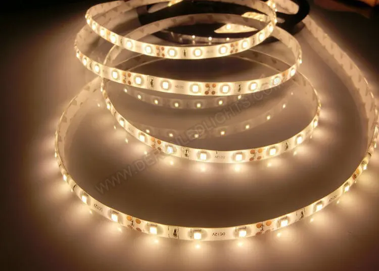 2835-led-strip-light-(1)