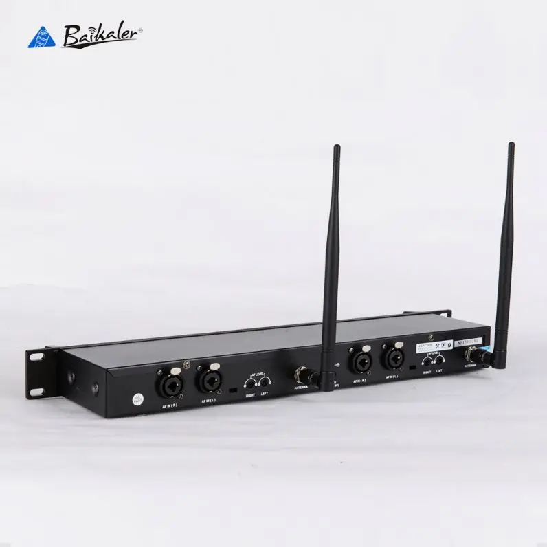 New model microphone studio stage  wireless in ear monitor