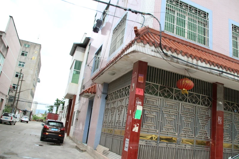 Высококачественные изготовленные на заказ биоразлагаемые Свадебные гигантские конфетти-попперы (мы фабрика)