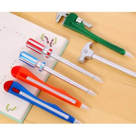 
Personality of creative stationery weapon hardware tools graphic saber head many realistic student ballpoint pen PN2576 