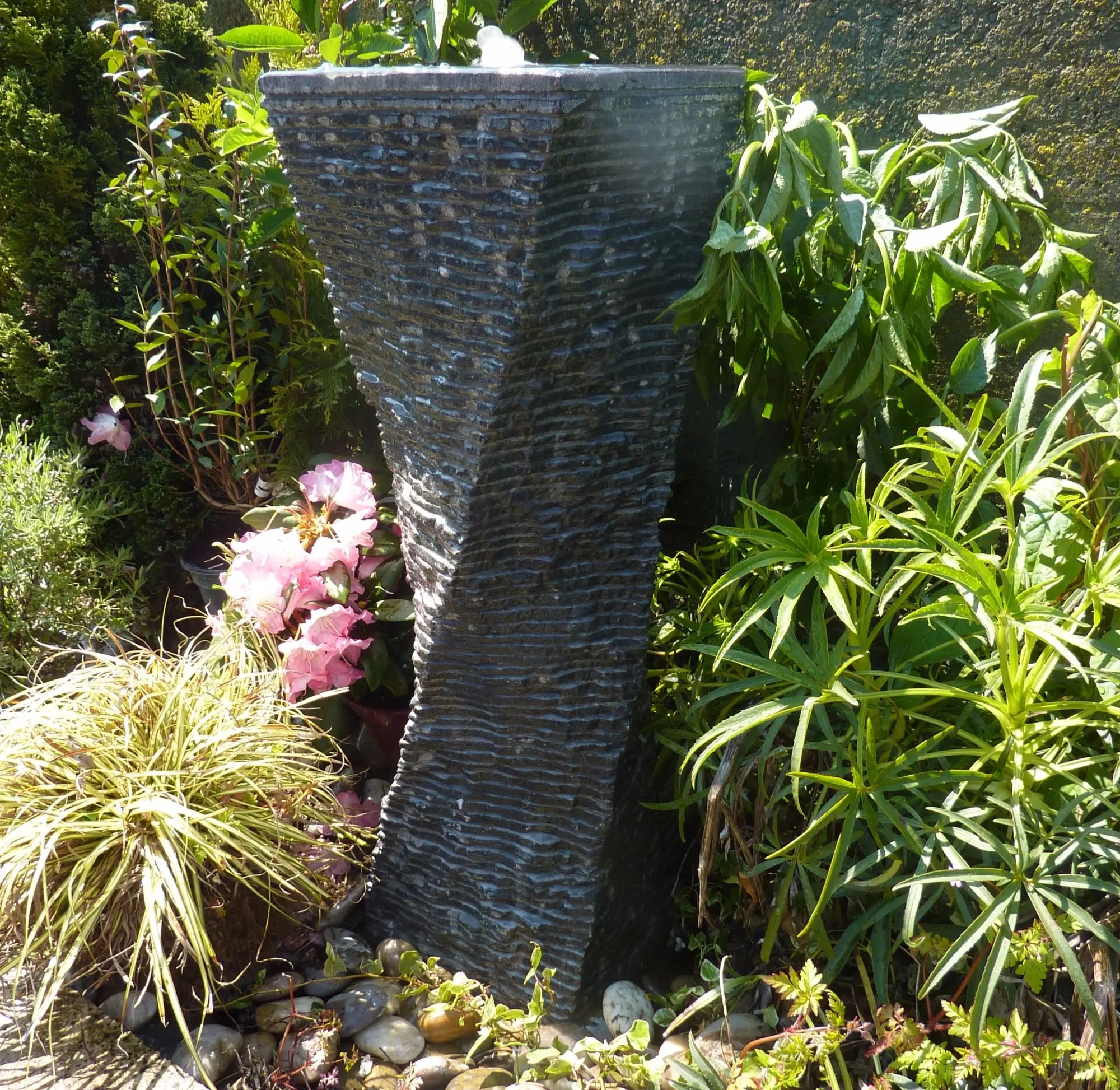 Quality granite pillar caps stone gate column design polished flamed cost