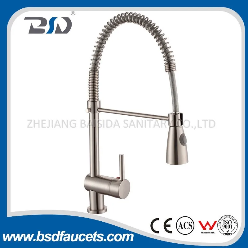 European Long Neck Single Handle Water Ridge Brass Pull Out Down Nickel Brushed Kitchen Sink Faucet