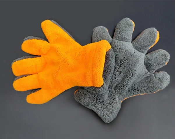 
Multi-functional double-sided coral fleece glove for car washing 