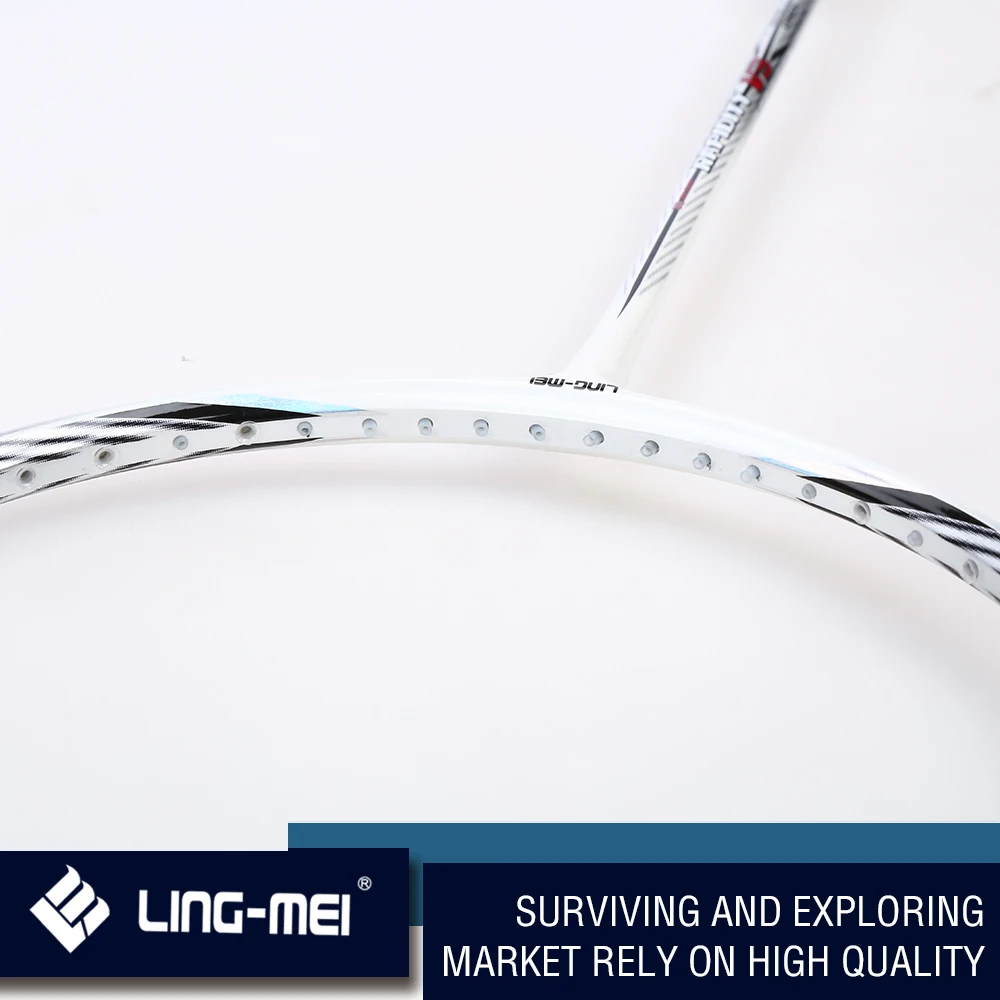 2017 горячие продажи Китай полная углеродного волокна ракетки для бадминтона (Lingmei V3)