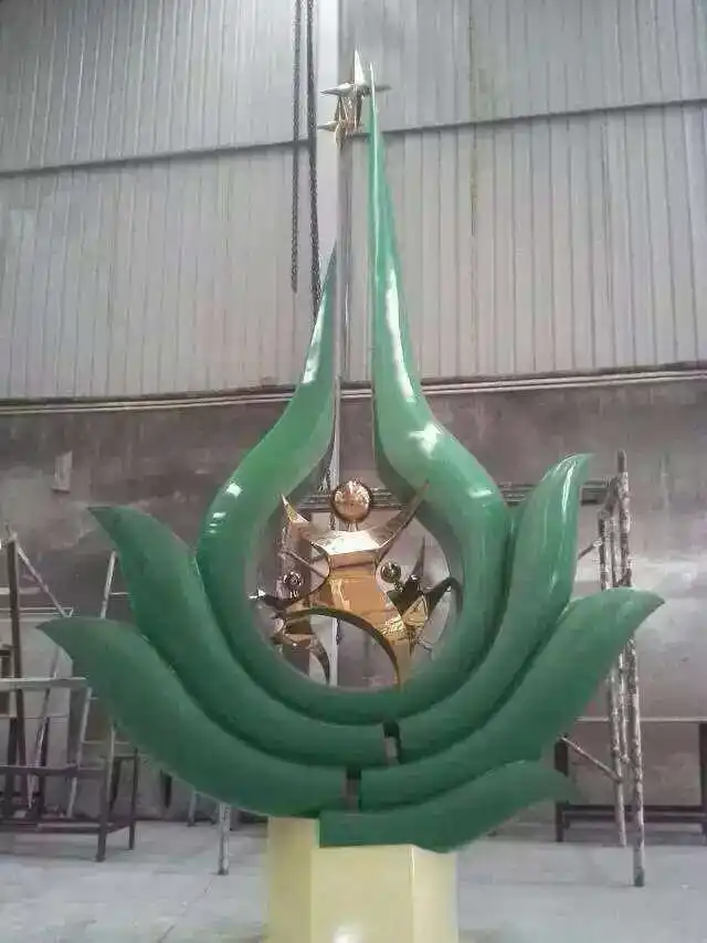  Современная известная скульптура в виде цветка лотоса из нержавеющей стали для украшения сада