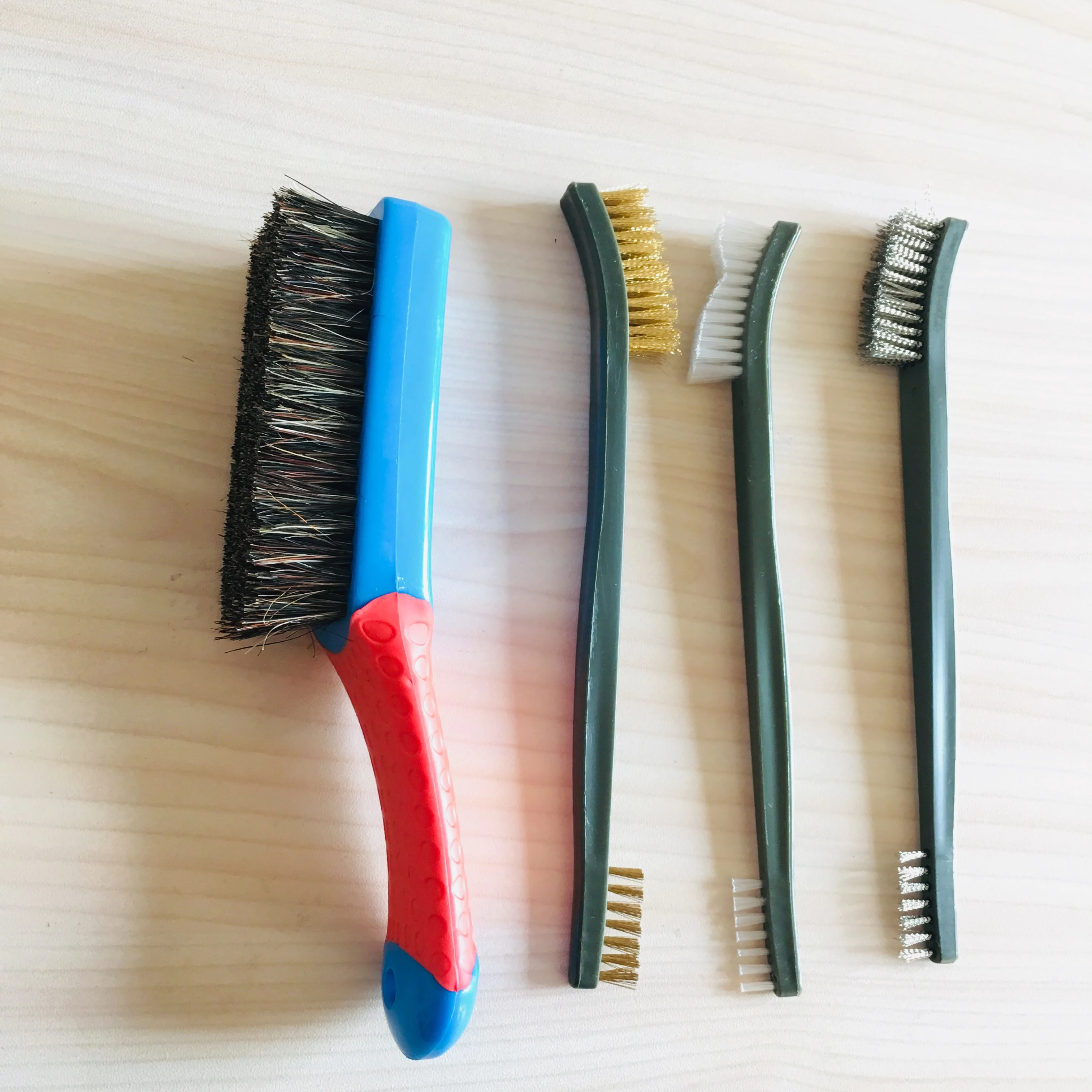 fast shipping best climbing brushes walnut wood dry clean brush with rubber handle