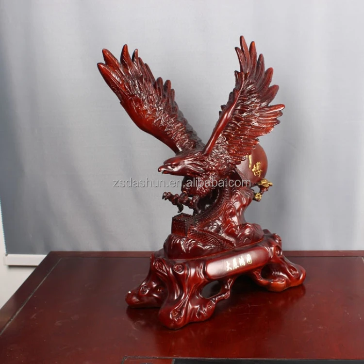 Resin eagle sculpture crafts flying eagle figurine for home decor