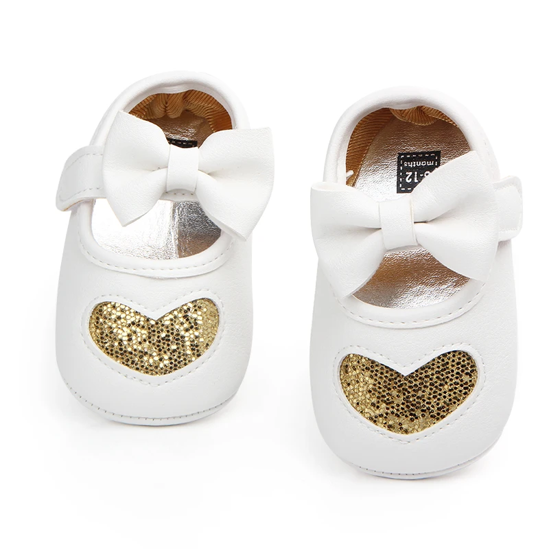 Latest heart design beautiful bow baby girl shoes