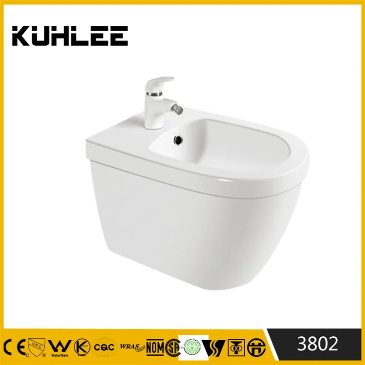 
China suppliers two piece toilet sanitary ware set 