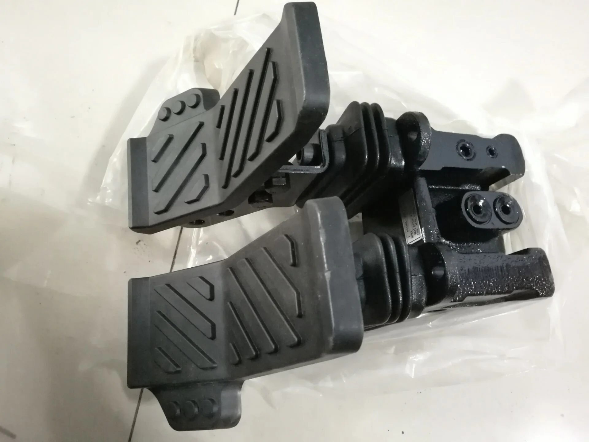 Экскаватор гидравлический части ножного тормоза клапан для JRCVP-A-2-02